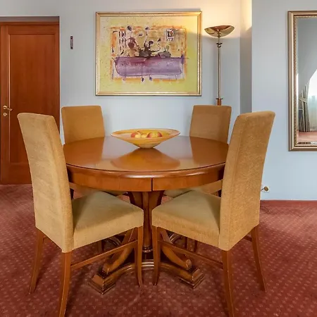 Grotthuss Boutique Hotel 4*