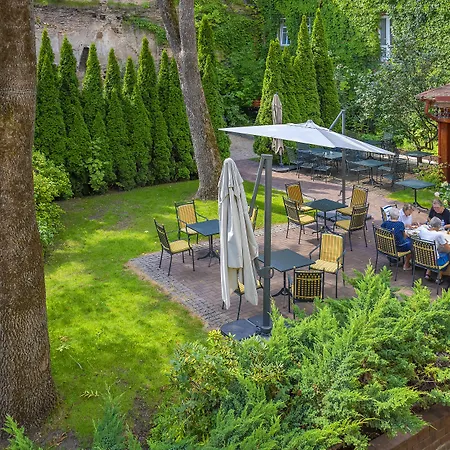 Szálloda Grotthuss Boutique 4*