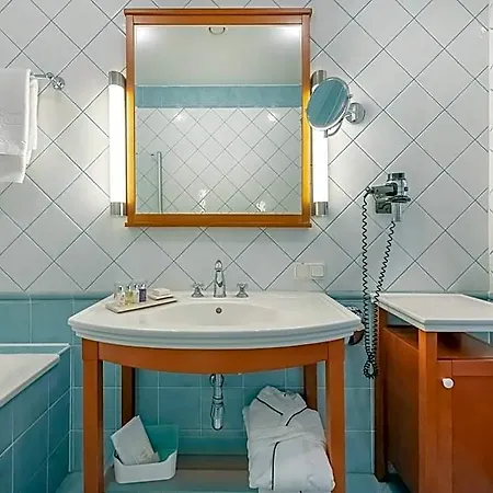 Grotthuss Boutique Hotell 4*