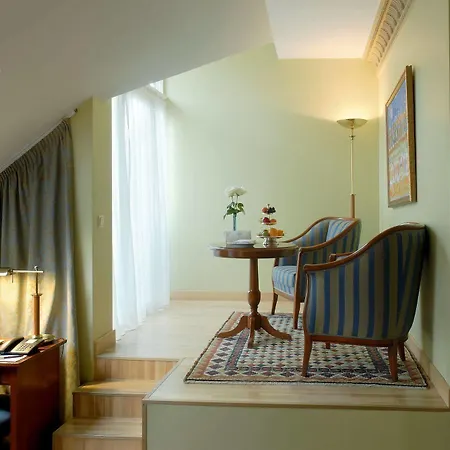 Grotthuss Boutique Hotel 4*