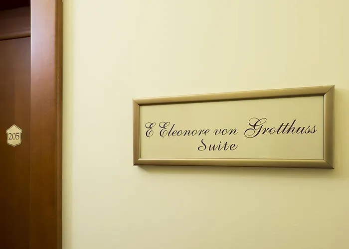 Grotthuss Boutique וילנה